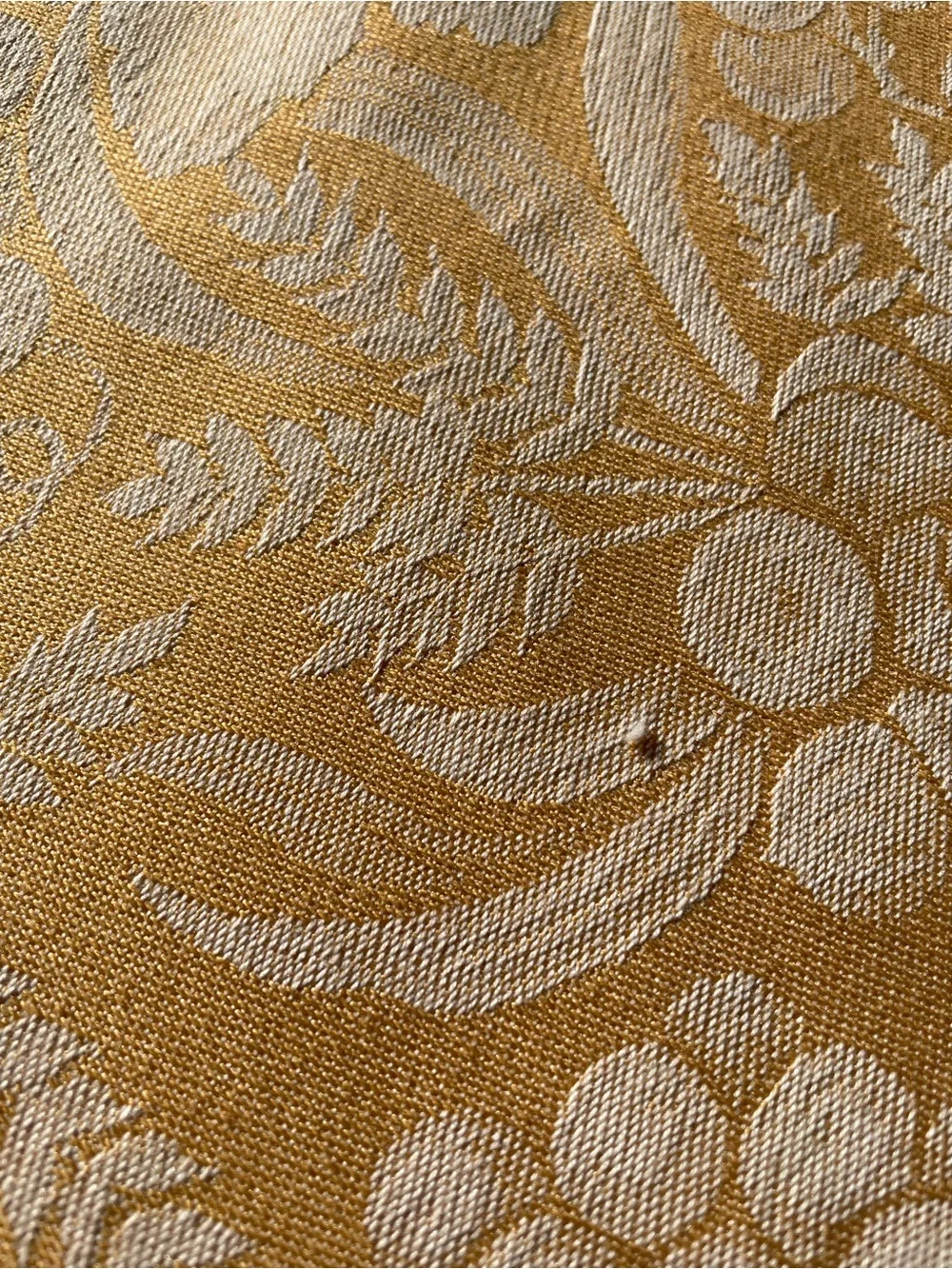 Benson Mills Vintage Tablecloth Oblong 60 x 120 Harvest Jacquard Pattern